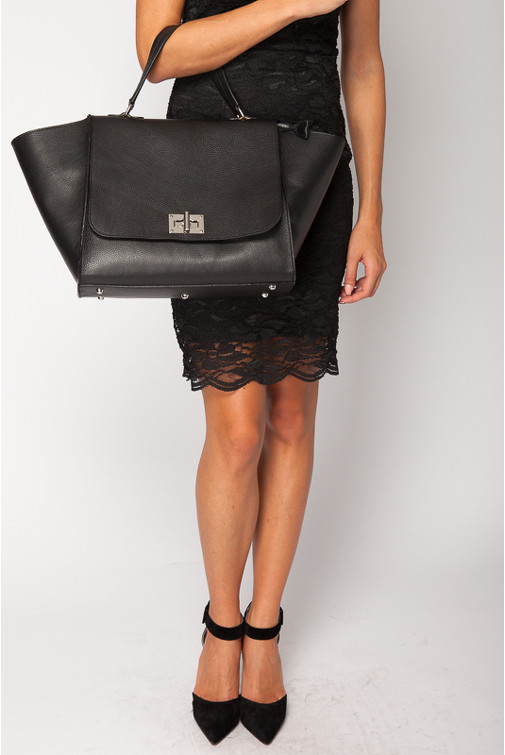Trapeztasche aus Leder