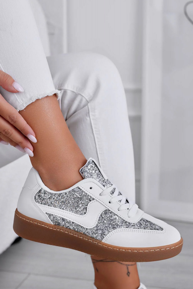 Športni čevlji z detajli iz bleščic Novalux