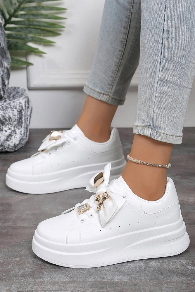 Sneakers mit Schleife Teddy