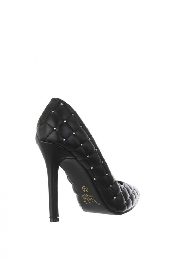 Pumps mit Nieten