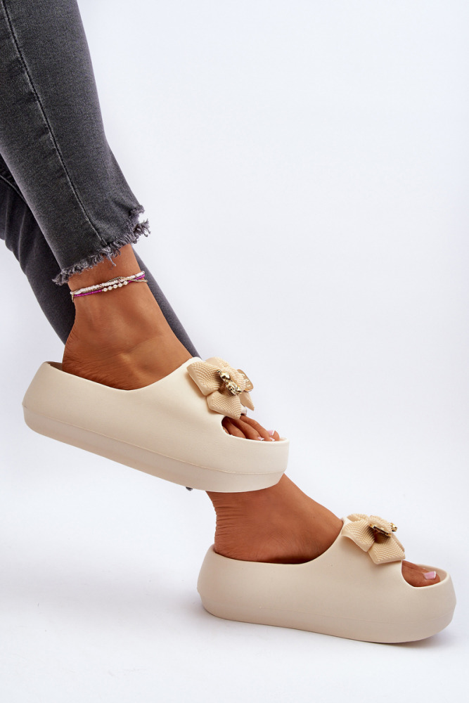 Bow detail platform sliders Teddy bear