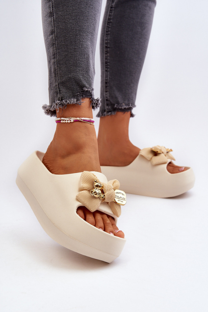 Bow detail platform sliders Teddy bear