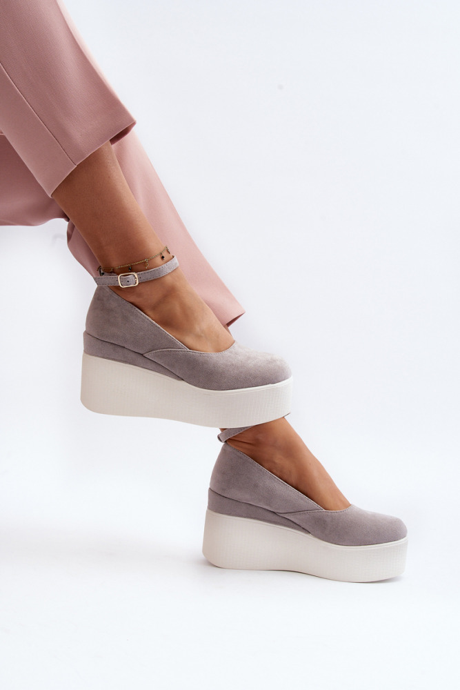 Lodičky na klinovom podpätku Keep going