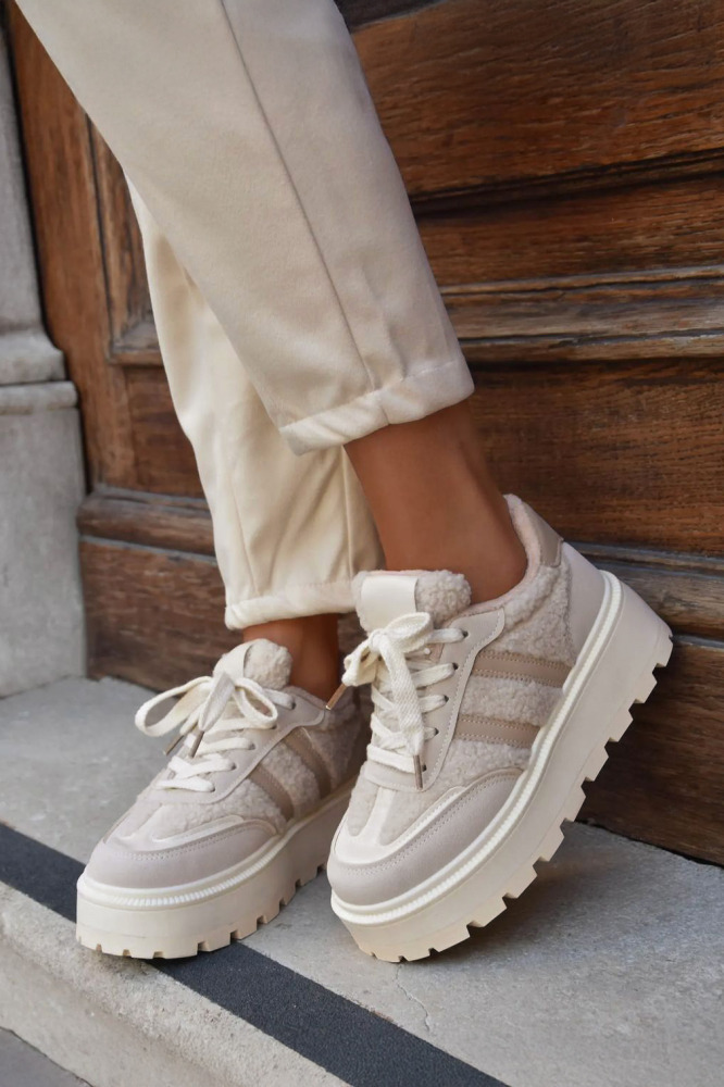 Platform-Sneaker mit Fell Woolywalkers