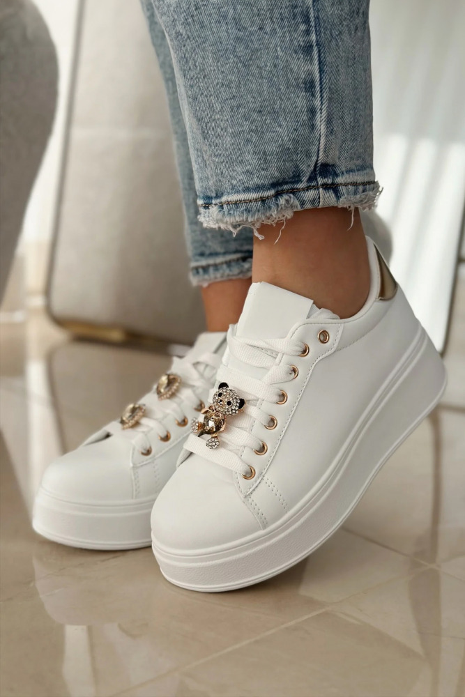 Sneakers con gioielli Good vibes