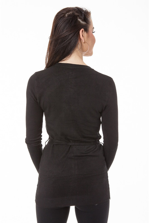 Delší propínací svetr s páskem